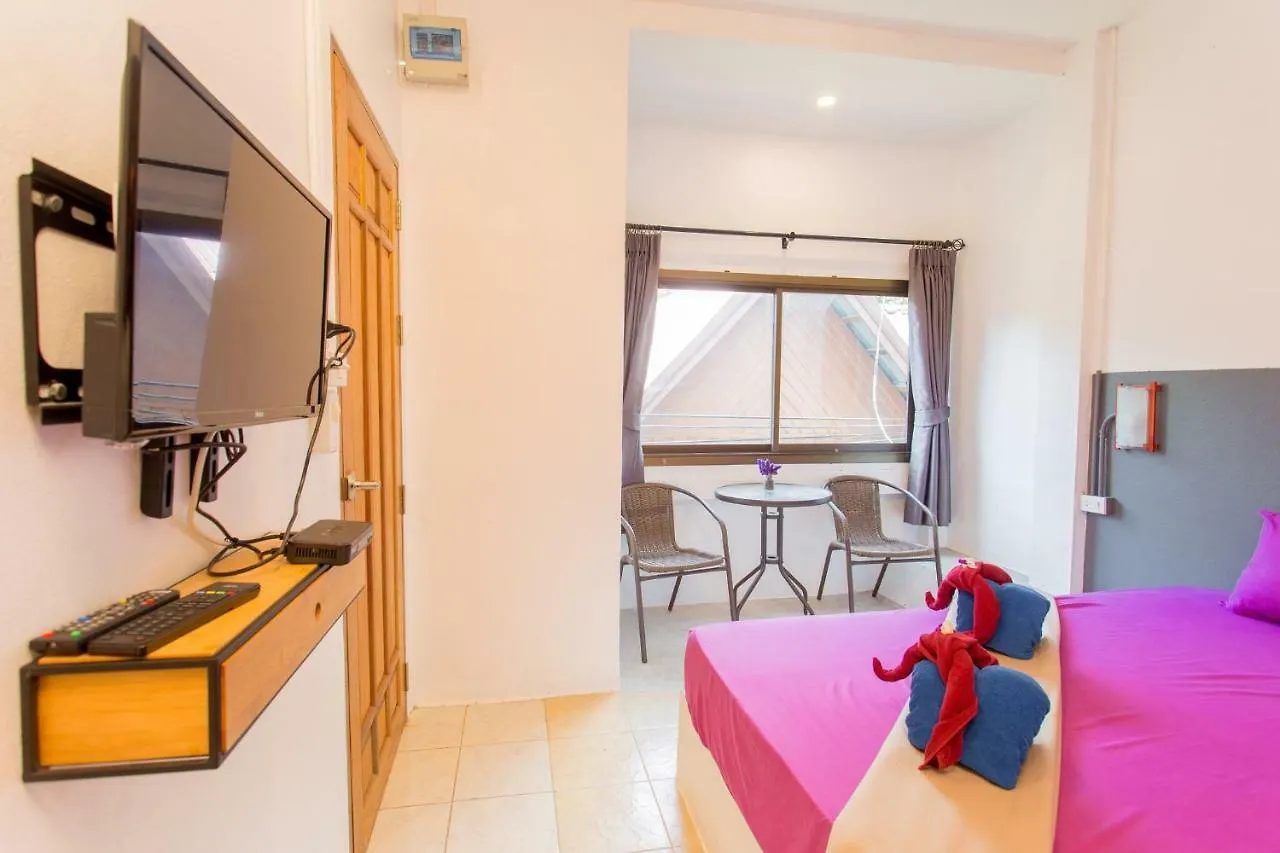 Booking Center Guesthouse Koh Tao 2*,  Thailand